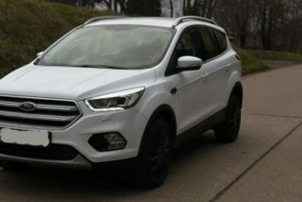 Ford Kuga 119.200 km 12.600 &euro; Giesen 31180