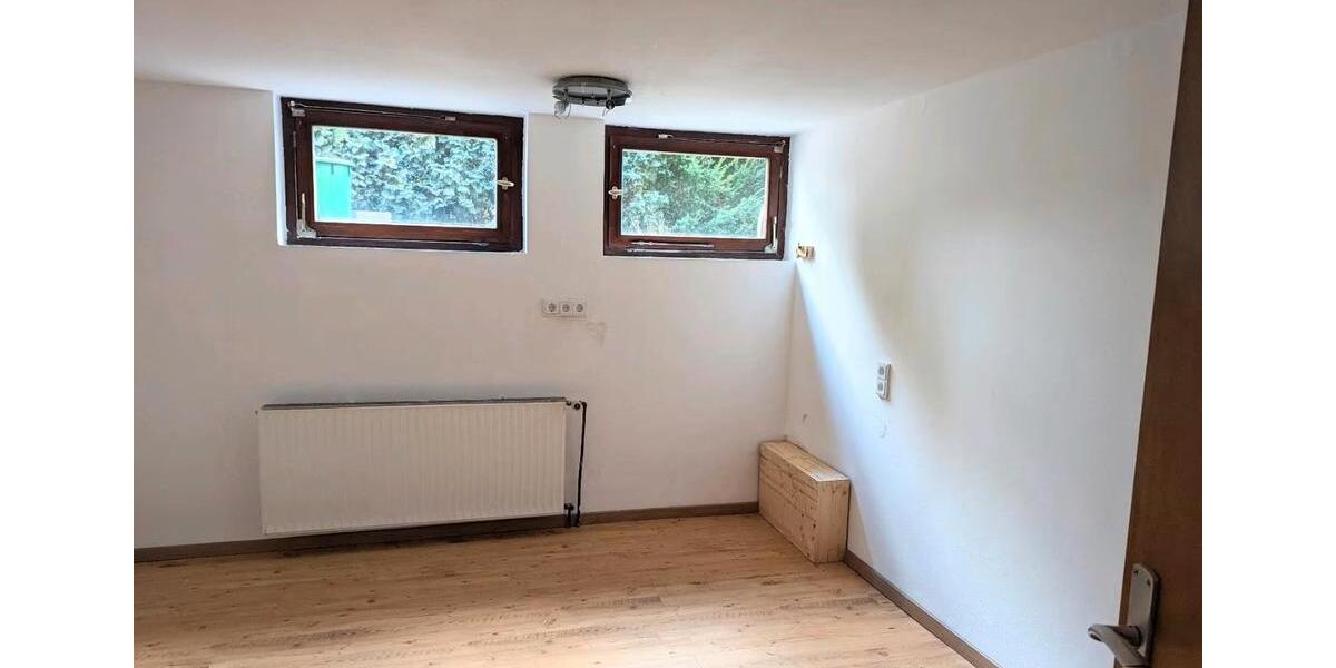 Etagenwohnung Burgdorf - 2 Zimmer, 75 m&sup2;, 690&euro; | Angebot:26518179