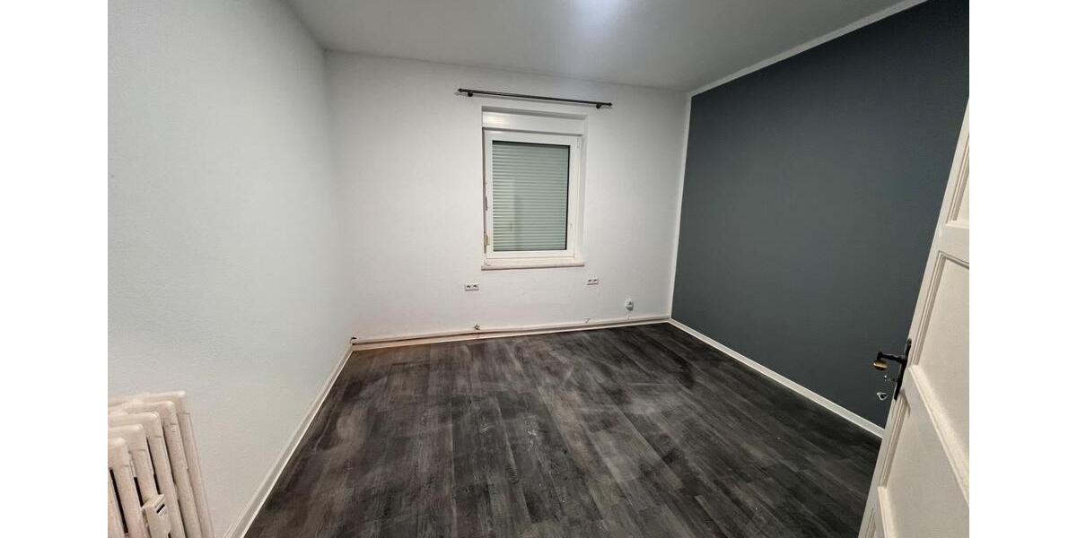 Erdgeschoßwohnung Bad Nenndorf - 4 Zimmer, 120 m&sup2;, 1.275&euro; | Angebot:25660460