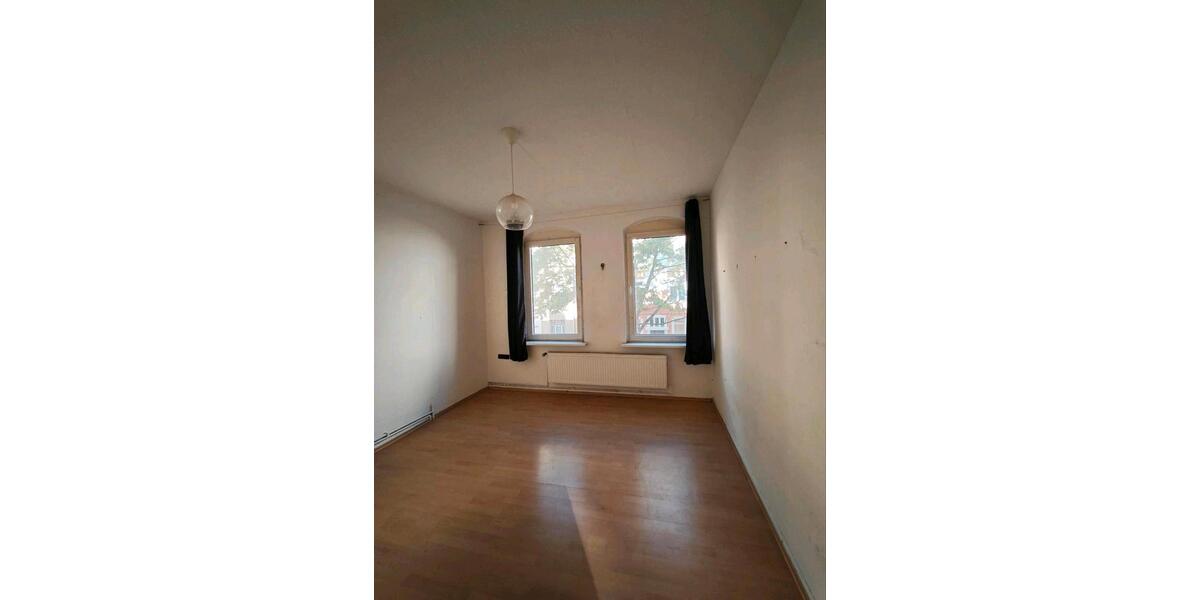 Etagenwohnung Hannover Linden-Limmer - 4 Zimmer, 90 m&sup2;, 1.100&euro; | Angebot:26403815