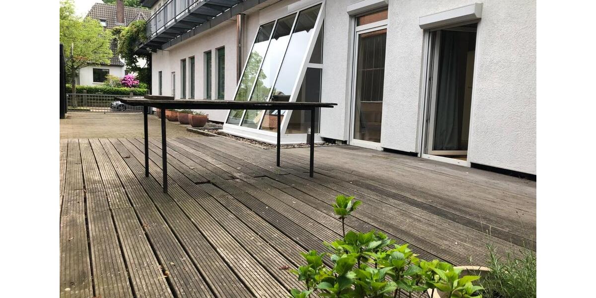 Einfamilienhaus Langenhagen - 8 Zimmer, 315 m&sup2;, 2.890&euro; | Angebot:24646854