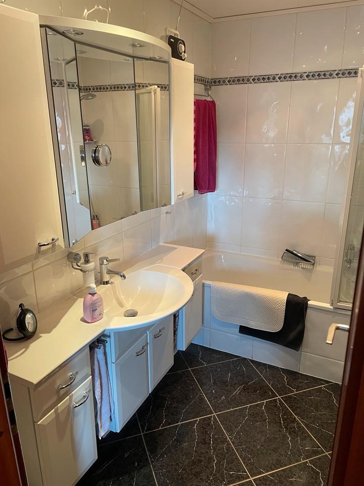 Schöne und zentrale 3-Zimmer-Wohnung im Grünen