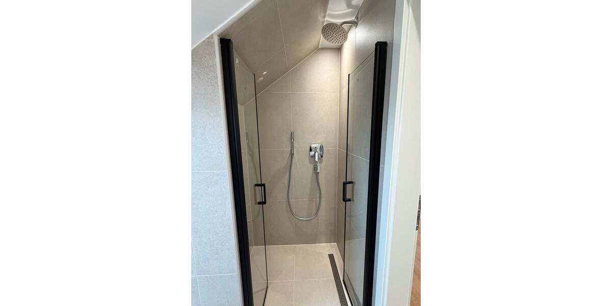 Dachgeschoßwohnung Hannover Bothfeld-Vahrenheide - 2 Zimmer, 50 m&sup2;, 700&euro; | Angebot:26552085