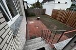 Großzügige 3 Zimmer Wohnung mit Garten , Wintergarten & Garage