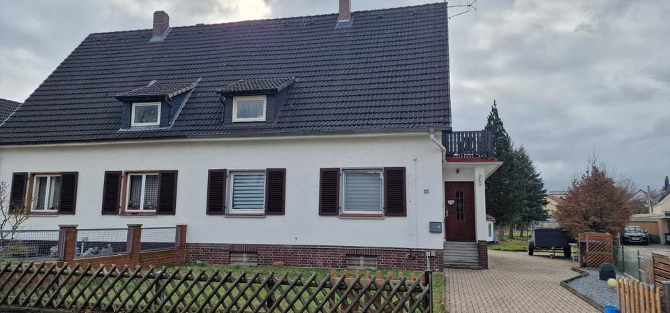 Doppelhaushälfte mit 2 Baugrundstücken zu verkaufen! 6 zimmer