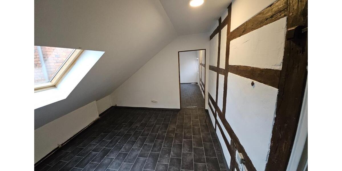 Etagenwohnung Springe - 1 Zimmer, 10 m&sup2;, 320&euro; | Angebot:25479620