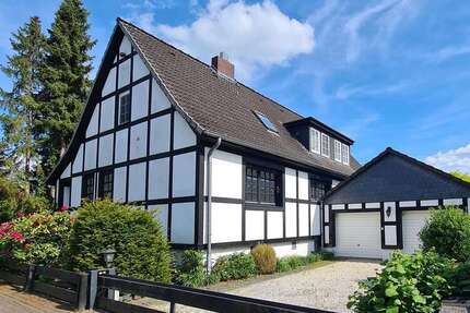 Haus zum Mieten in Isernhagen HB 1.980 € 185 m²