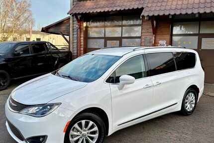 Chrysler Pacifica 79.900 km 32.900 € Isernhagen 30916