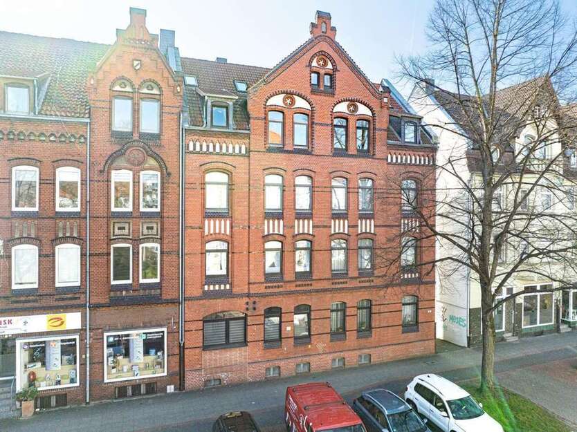 Haus zum Kaufen in Hannover 979.000 € 537 m²