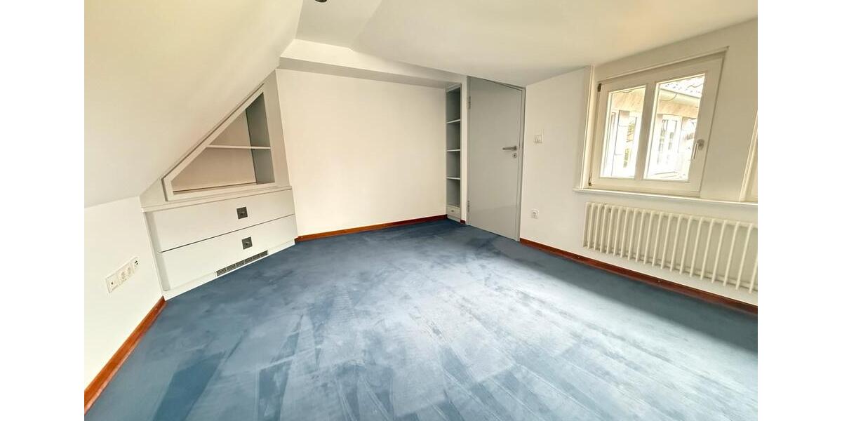 Doppelhaushälfte Wedemark - 8.5 Zimmer, 217 m&sup2;, 2.200&euro; | Angebot:27607795