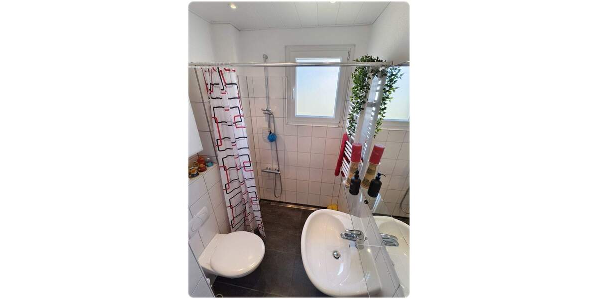 Hannover - Burg - Viel Platz für Familie & Co Ein- oder Zweifamilienhaus mit großem Garten entdecken 8 zimmer