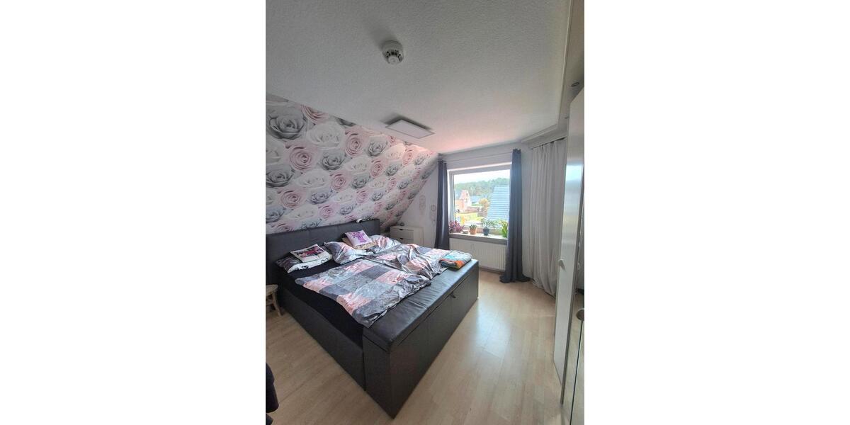 Dachgeschoßwohnung Neustadt am Rübenberge - 4 Zimmer, 93 m&sup2;, 697&euro; | Angebot:25172488