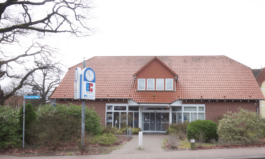 Haus zum Kaufen in Uetze 420.000 € 173 m²
