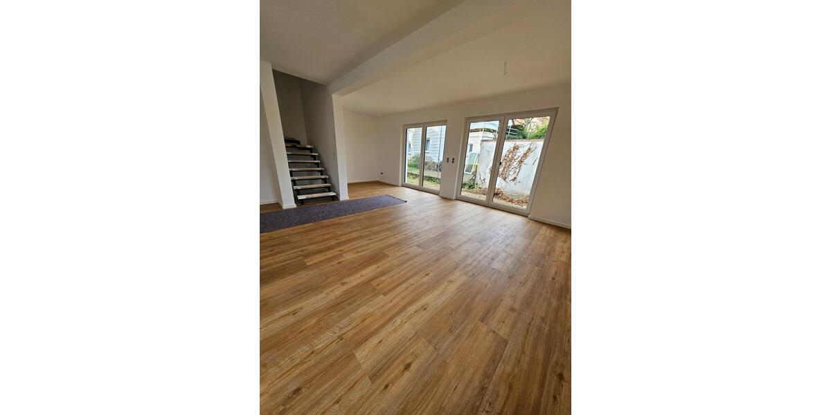 Großzügiges Reihenhaus in Barsinghausen zu Mieten oder zu kaufen. 5 zimmer