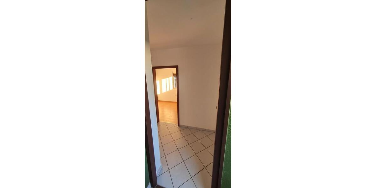 Etagenwohnung Hannover Buchholz-Kleefeld - 3 Zimmer, 81 m&sup2;, 970&euro; | Angebot:25443300