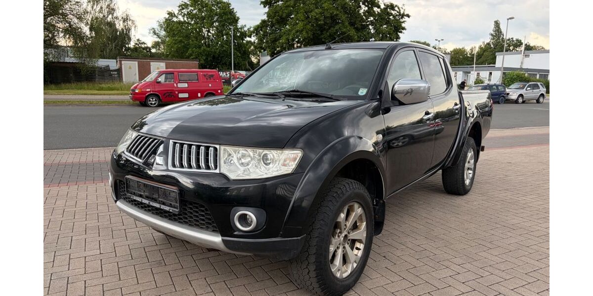 Mitsubishi L200 190.000 km 8.500 &euro; Hannover 30177