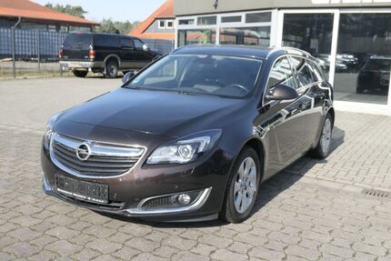 Opel Insignia 197.800 km 6.590 € Adelheidsdorf 29352