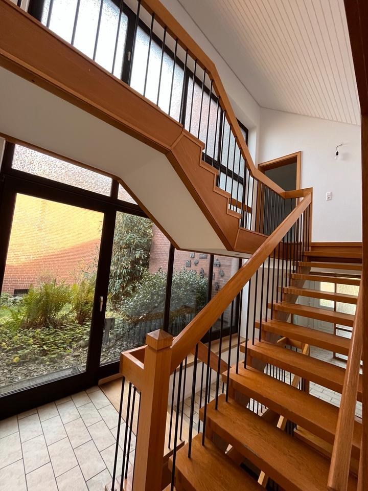 Doppelhaus Hälfte in Top Lage frisch renoviert, mit Garten zimmer