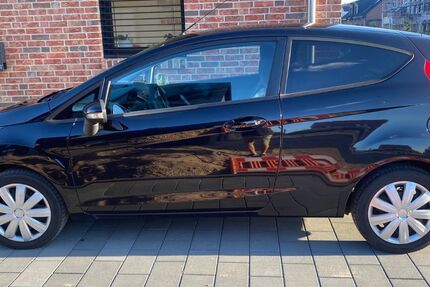 Ford Fiesta 175.855 km 2.000 &euro; Garbsen 30826