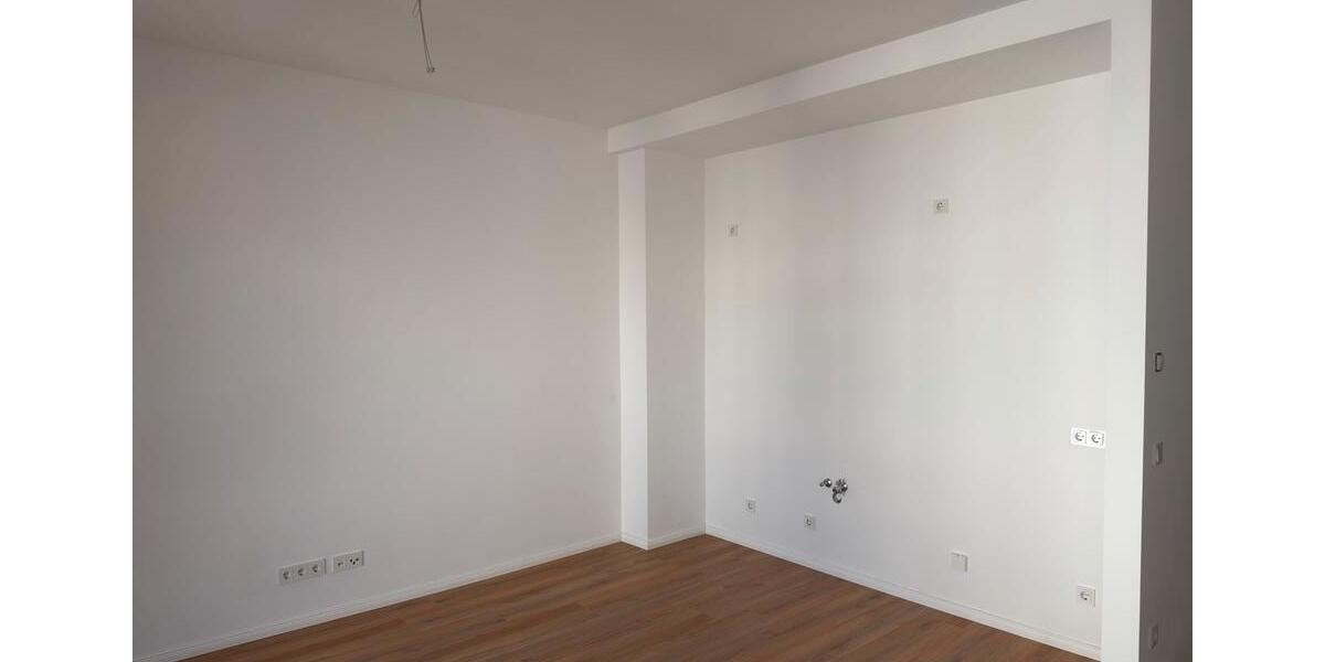 Etagenwohnung Hannover Nord - 2 Zimmer, 73 m&sup2;, 16&euro; | Angebot:25394109