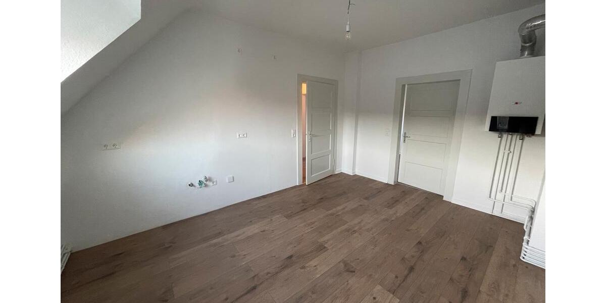 Dachgeschoßwohnung Hannover Linden-Limmer - 2 Zimmer, 51 m&sup2;, 500&euro; | Angebot:27625446