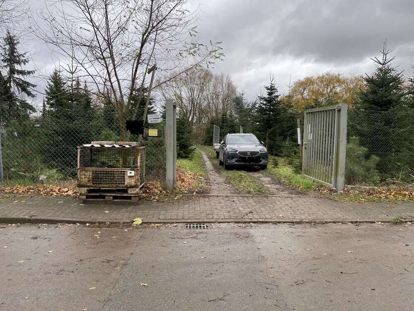 Grundstück zu verkaufen in Sarstedt 395.000 € 12267 m²