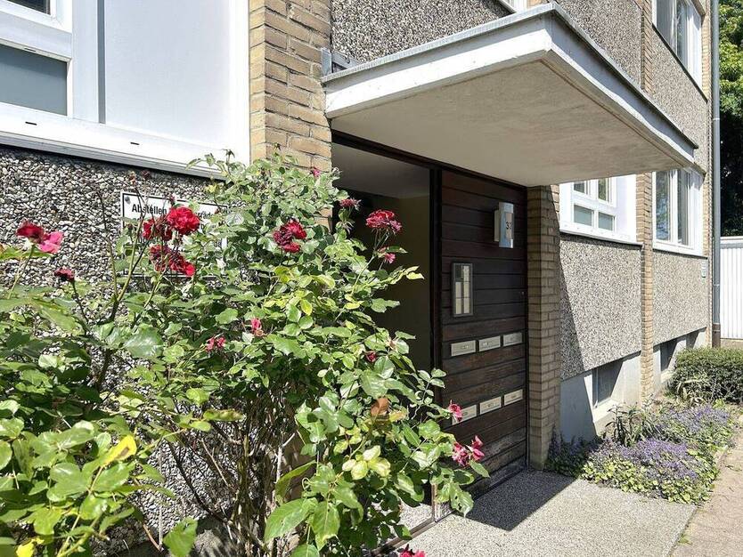 Schöne 3 Zimmerwohnung mit Balkon im grünen Gehrden