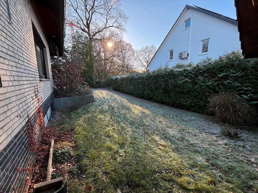 Einfamilienhaus mit moderner Anliegerwohnung in 30851 Langenhagen zimmer