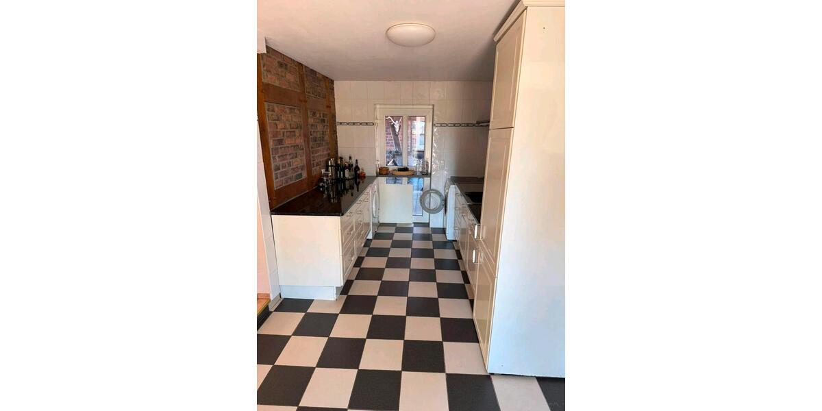 Reihenhaus Burgwedel - 5 Zimmer, 100 m&sup2;, 1.100&euro; | Angebot:27610329