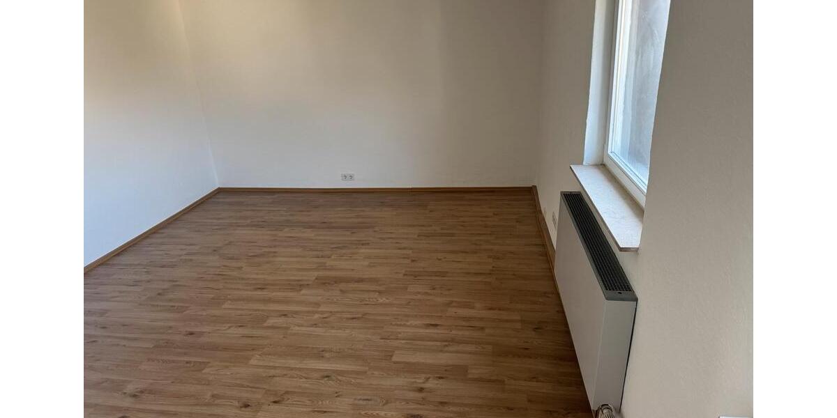 Etagenwohnung Hannover Misburg-Anderten - 3 Zimmer, 90 m&sup2;, 1.400&euro; | Angebot:26449280