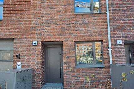 Haus Hannover Bemerode - 4 Zimmer, 127 m&sup2;, 1.700&euro; | Angebot:25195930