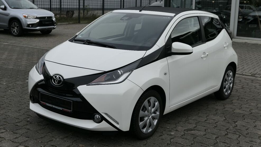 Toyota Aygo (X) 115.300 km 8.890 € Adelheidsdorf 29352