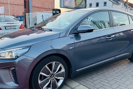 Hyundai IONIQ 215.000 km 10.900 &euro; Hannover 30455