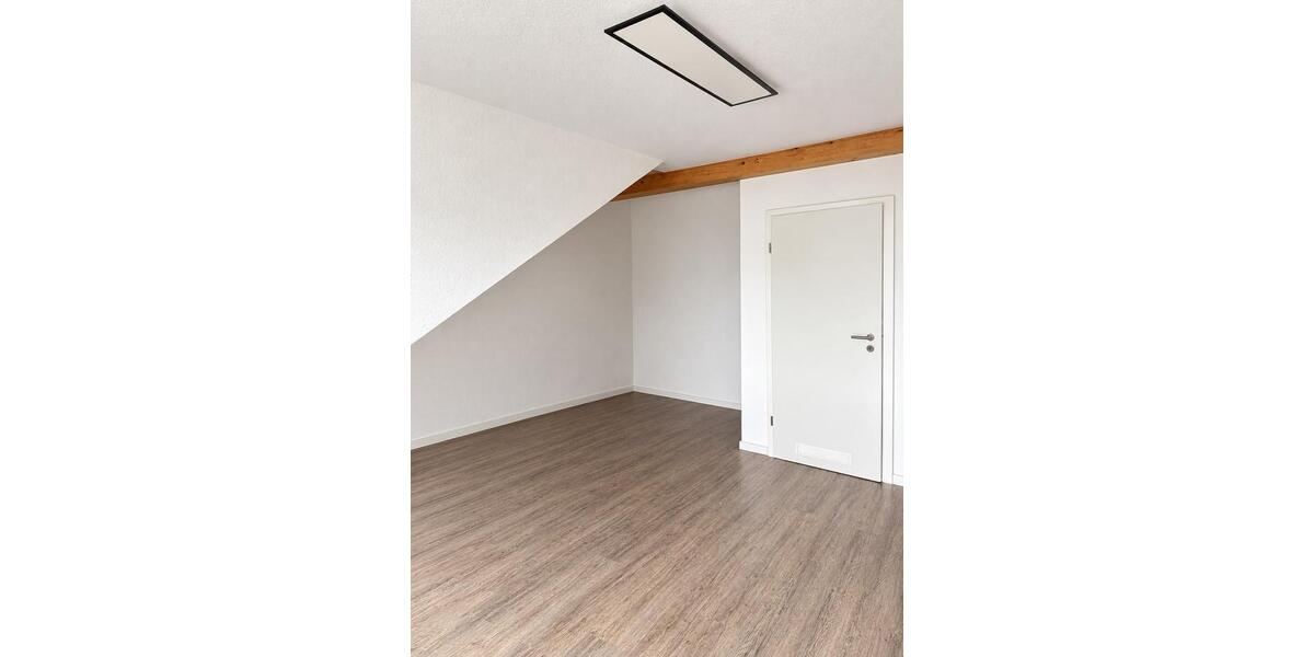 Reihenhaus Lehrte - 5 Zimmer, 145 m&sup2;, 1.800&euro; | Angebot:27607067