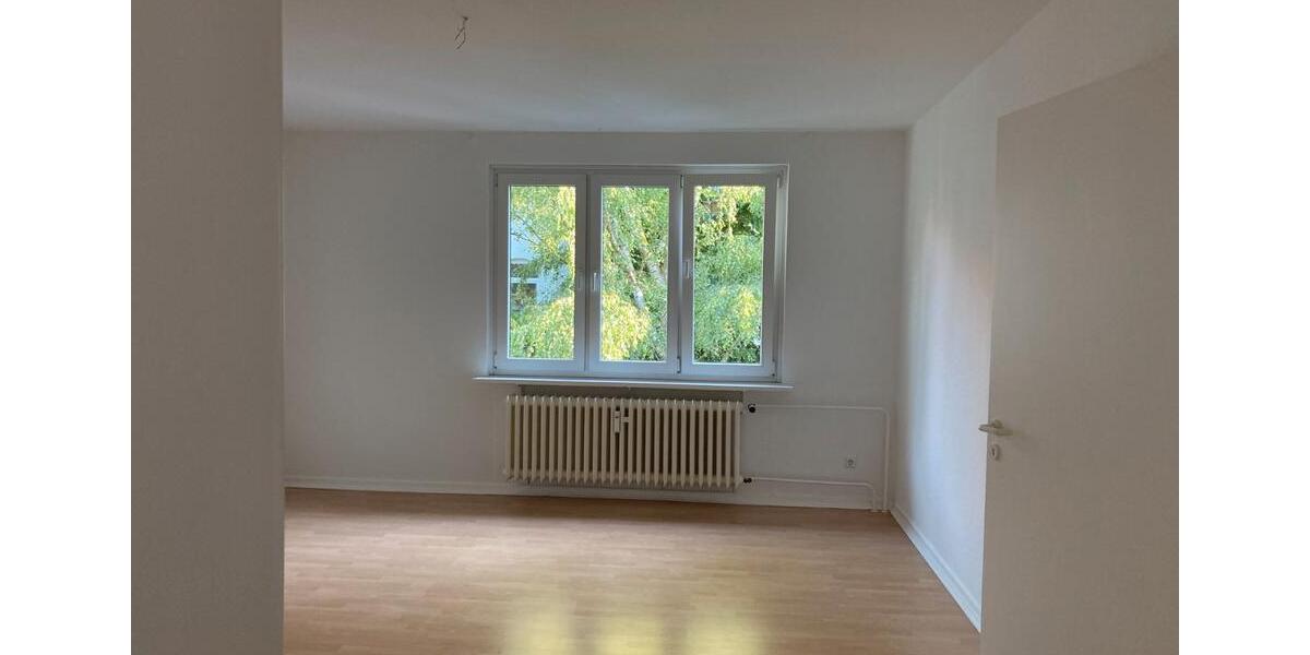 Etagenwohnung Hannover Vahrenwald-List - 3 Zimmer, 80 m&sup2;, 790&euro; | Angebot:26004711