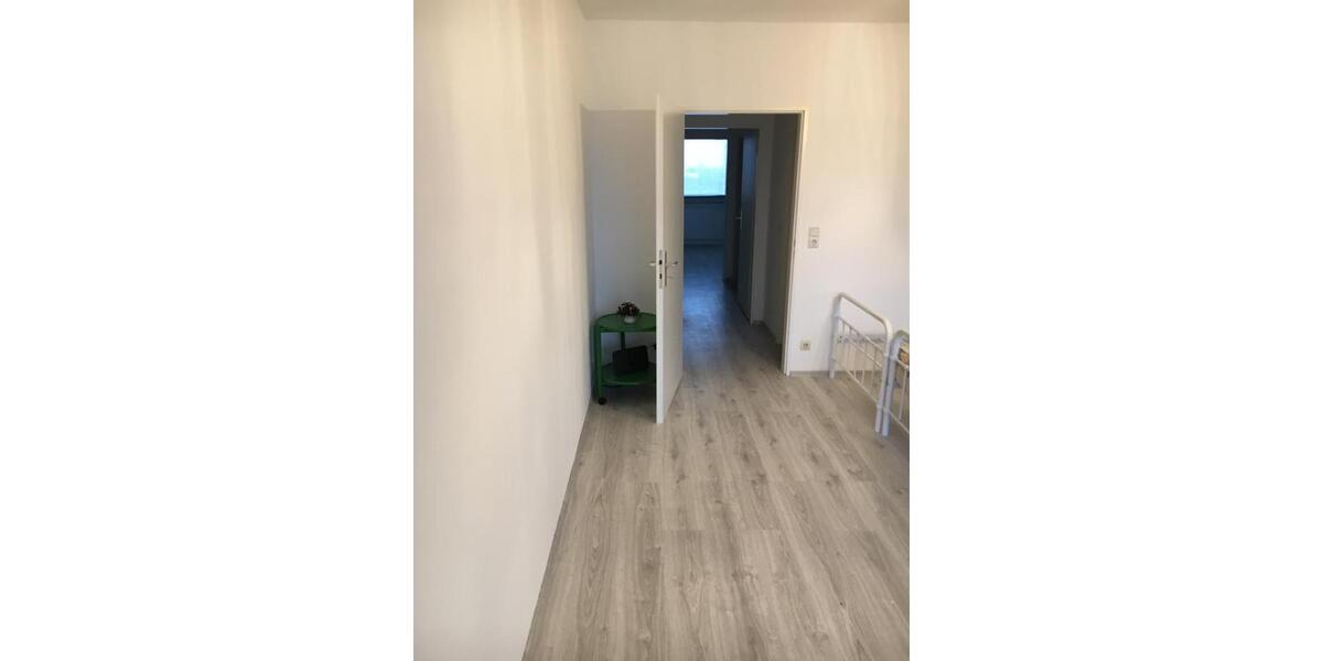 Etagenwohnung Hannover Vahrenwald-List - 3 Zimmer, 86 m&sup2;, 220.000&euro; | Angebot:27237269