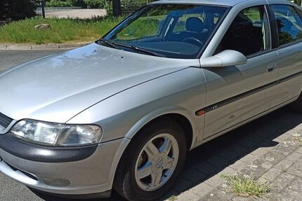 Opel Vectra 55.405 km 3.499 &euro; Langenhagen (Hannover) 30851