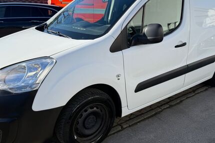 Peugeot Partner 99.855 km 7.500 &euro; Langenhagen 30851