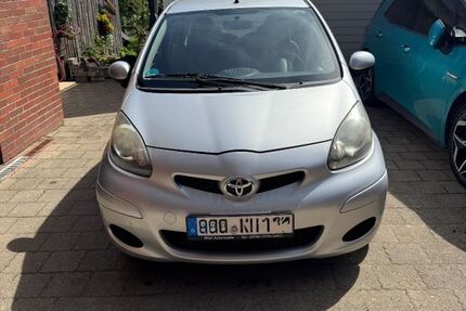 Toyota Aygo (X) 122.450 km 2.700 &euro; Hannover 30655