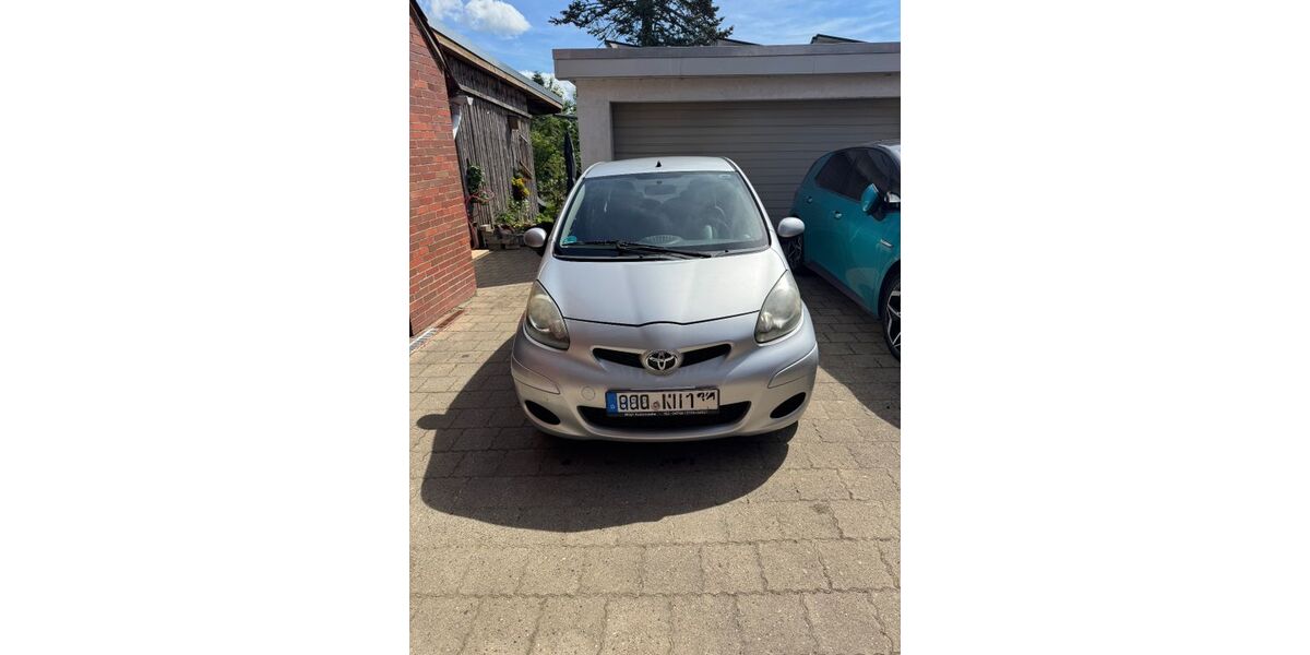 Toyota Aygo (X) 122.450 km 2.700 &euro; Hannover 30655