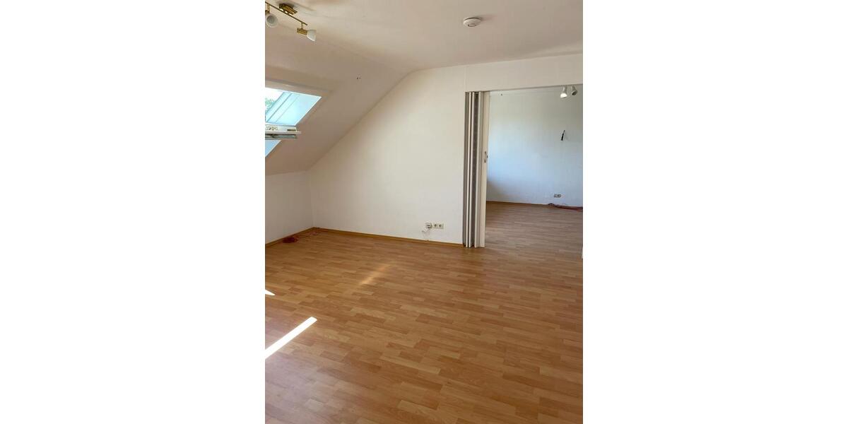 Etagenwohnung Garbsen Berenbostel - 2.5 Zimmer, 70 m&sup2;, 600&euro; | Angebot:26542835