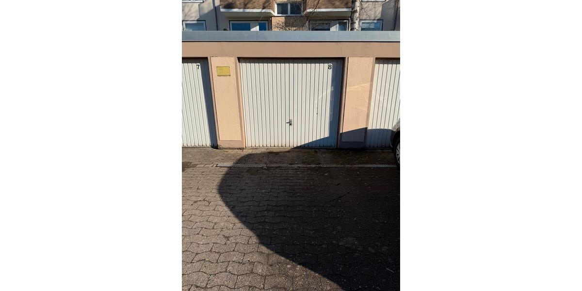 Garagen / Stellplätze Hannover Herrenhausen-Stöcken - 120&euro; | Angebot:25239098