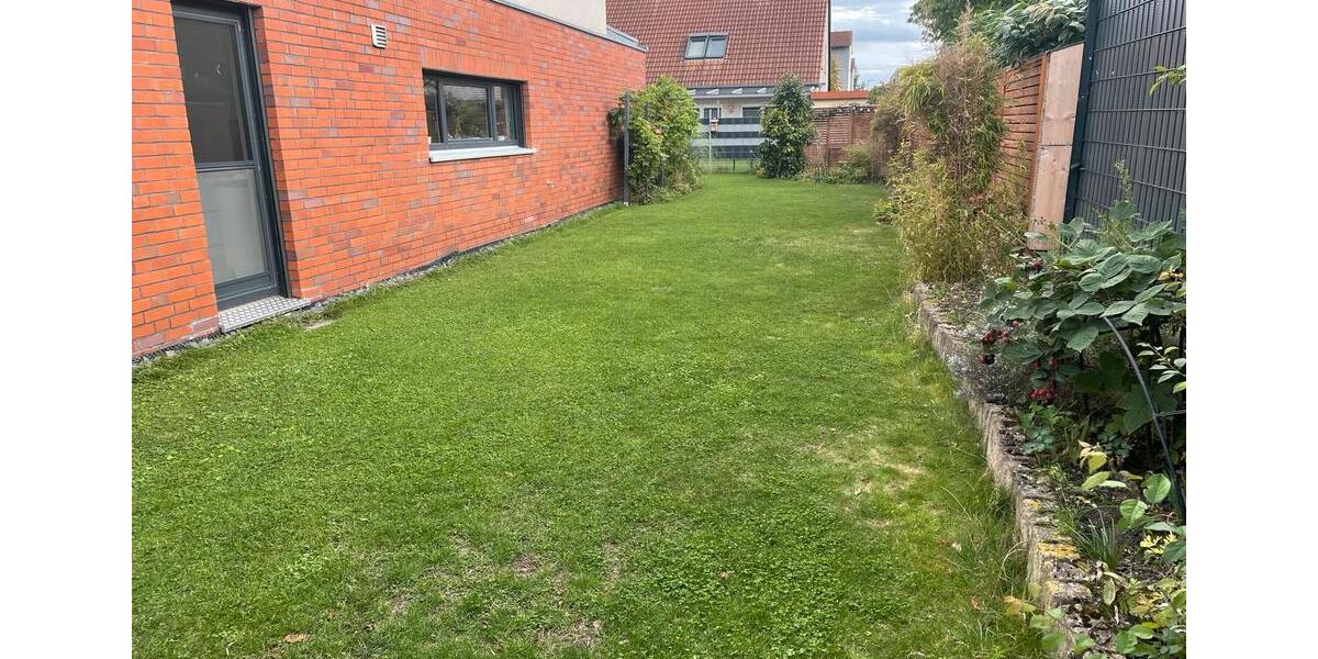 Reihenhaus Hannover Ahlem-Badenstedt-Davenstedt - 4 Zimmer, 141 m&sup2;, 2.550&euro; | Angebot:27607126