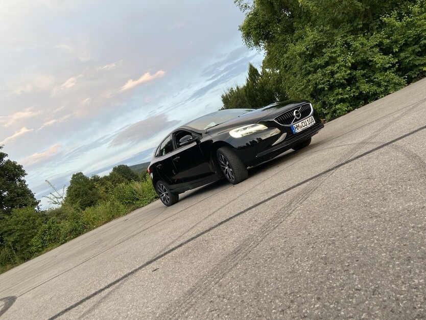 V40