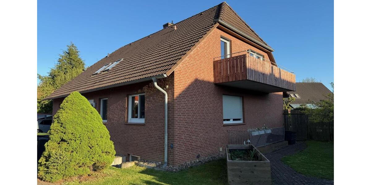 Dachgeschoßwohnung Garbsen - 3 Zimmer, 90 m&sup2;, 1.150&euro; | Angebot:26311002