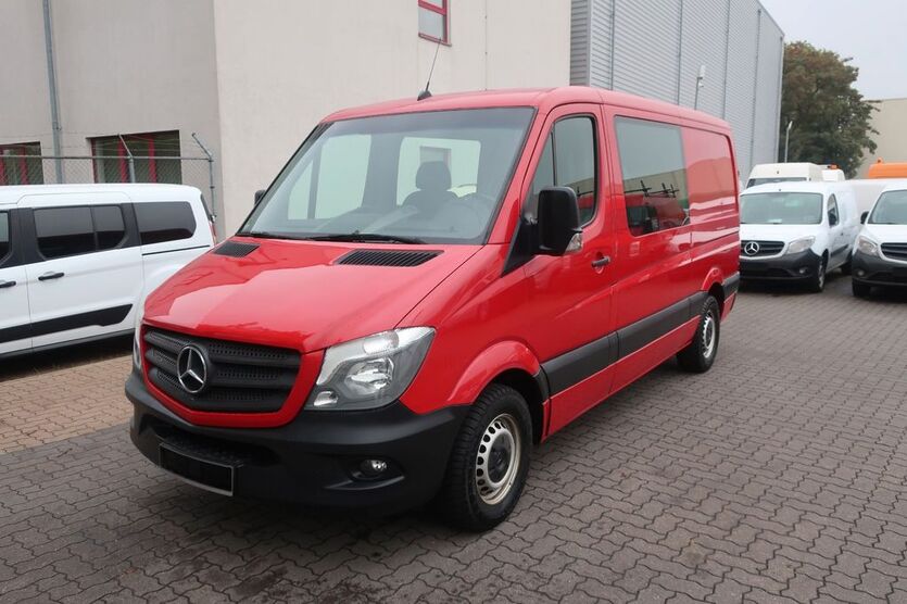 Mercedes-Benz Sprinter 221.663 km 14.900 € Hannover 30179