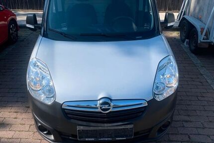 Opel Combo 146.000 km 5.950 € Hannover 30916