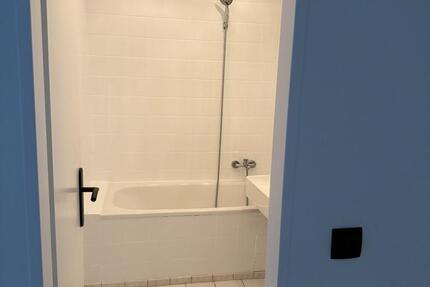 Frisch re­no­vie­rte Eigentumswohnung direkt am Mittellandkanal zimmer