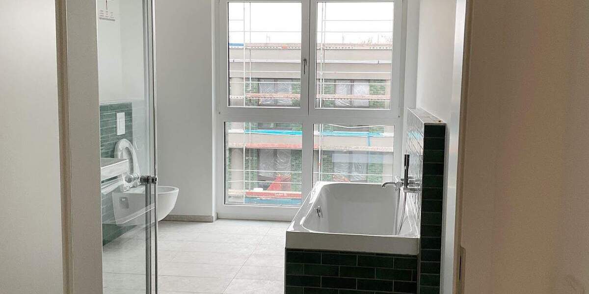 **Familien Willkommen** Wohngenuss im NEUBAU mit Dachterrasse, Tageslichtbad, Einbauküche, Parkett 5 zimmer