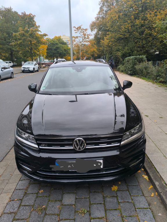 VW Tiguan 124.000 km 22.999 € Hannover 30179